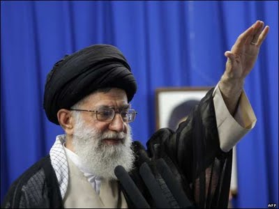 سی وچهار روز تا نمایش انتخابات؛ رهبر ایران منتقدان را تهدید به مرگ کرد!