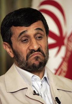 آیا احمدی نژاد "ضخامت کثافت" برحای مانده از رژیم ولایت مطلقه را محاسبه خواهد کرد؟!