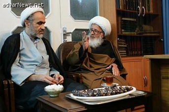 انتقاد شدید آیت الله العظمی وحید خراسانی از تلاشهای علی خامنه ای برای اعلام مرجعیت!!