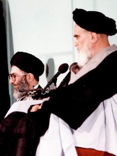 بازخوانی دو ماه مقابله تمام قد آقای خامنه‌ای با آیت الله روح‌الله خمینی‎‌